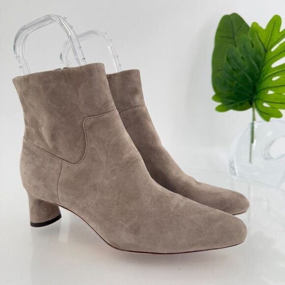 Vince Hela Tan Suede Leather Booties Size 6 Ankle Boots Almond Toe Classic - Picture 2 of 15